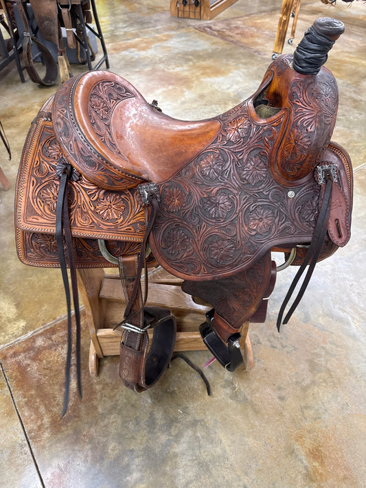Used R Bar B Cowhorse Saddle, 16" Seat