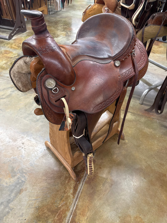 Used Dakota Roper Saddle, 14.5" Seat