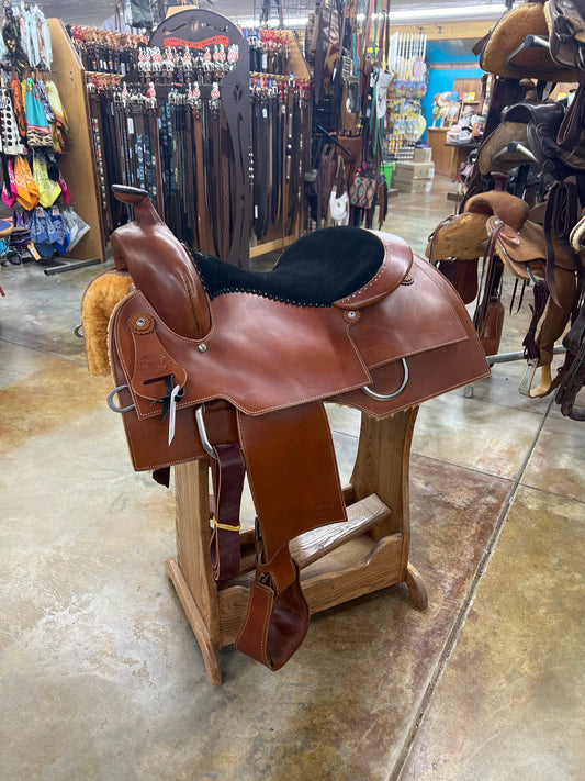 Sam's Reiner Saddle, 16" Seat
