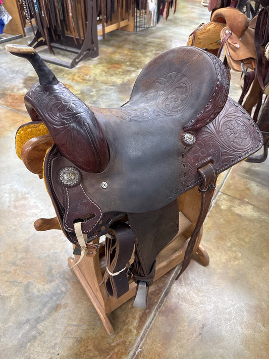 Used Box T Barrel Saddle, 15" Seat