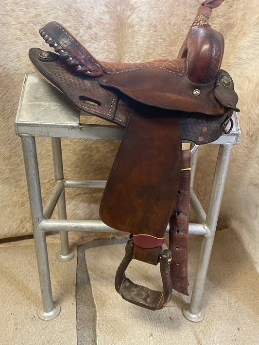 Used Billy Cook Barrel Saddle 13 1/2 inch seat