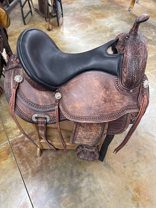 Used Hilason Treeless Trail Saddle, 17" Seat