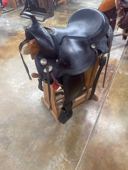 Used Hilason Trail Saddle, 17"