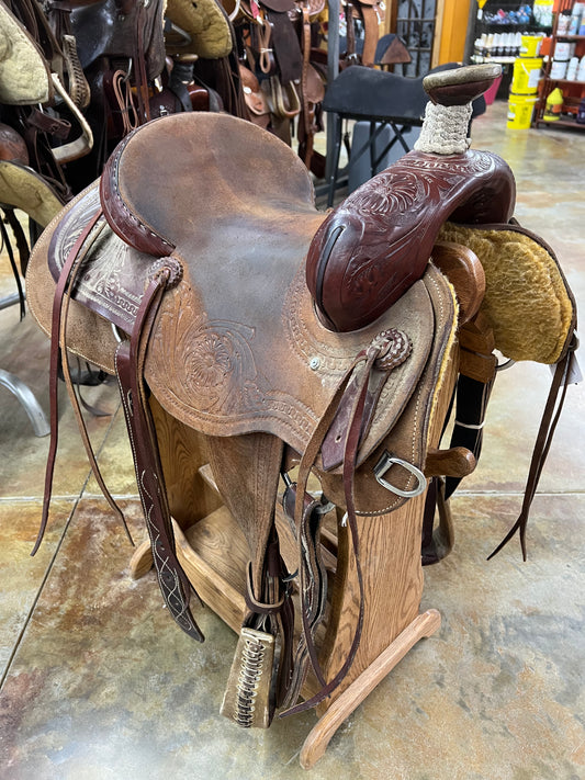 Used R Bar B Workhorse Ranch Roper, 15" Seat