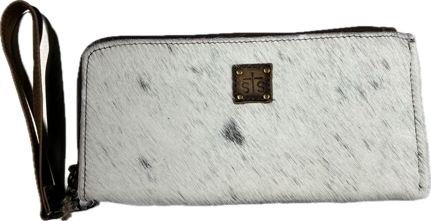 STS Classic Cowhide Clutch