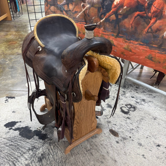 Used SRS Ranch Saddle, 15.75" Seat
