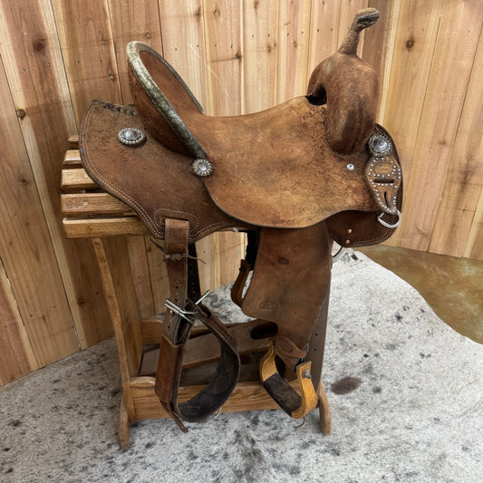 Used Loredo Barrel Saddle, 15.5" Seat