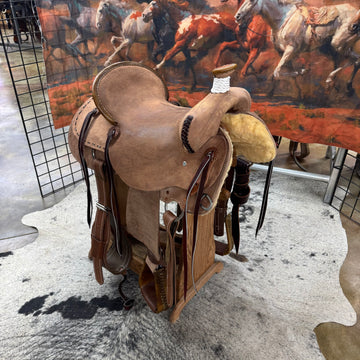 Triple T Leather Ranch Saddle, 16" Seat