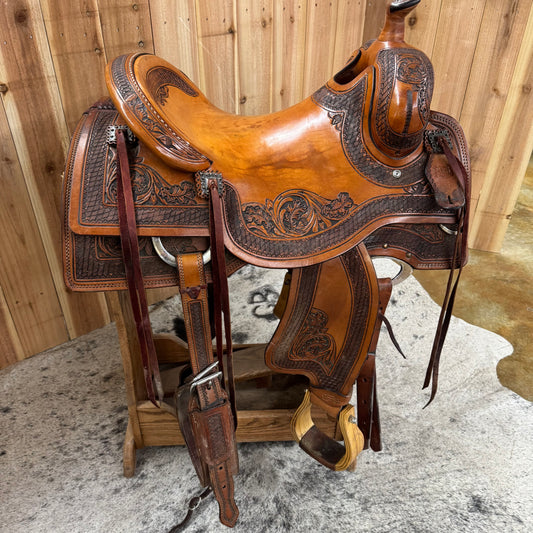 Used R Bar B Cowhorse Saddle, 16.25" Seat
