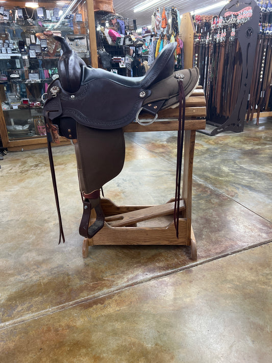 Used Circle Y Trail Saddle, 16" Seat