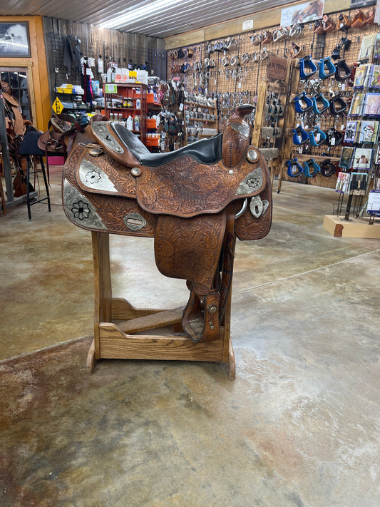 Used Big Horn Show Saddle, 16" Seat