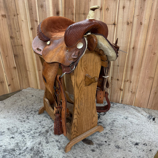 Used Courts Barrel Saddle, 14.75" Seat