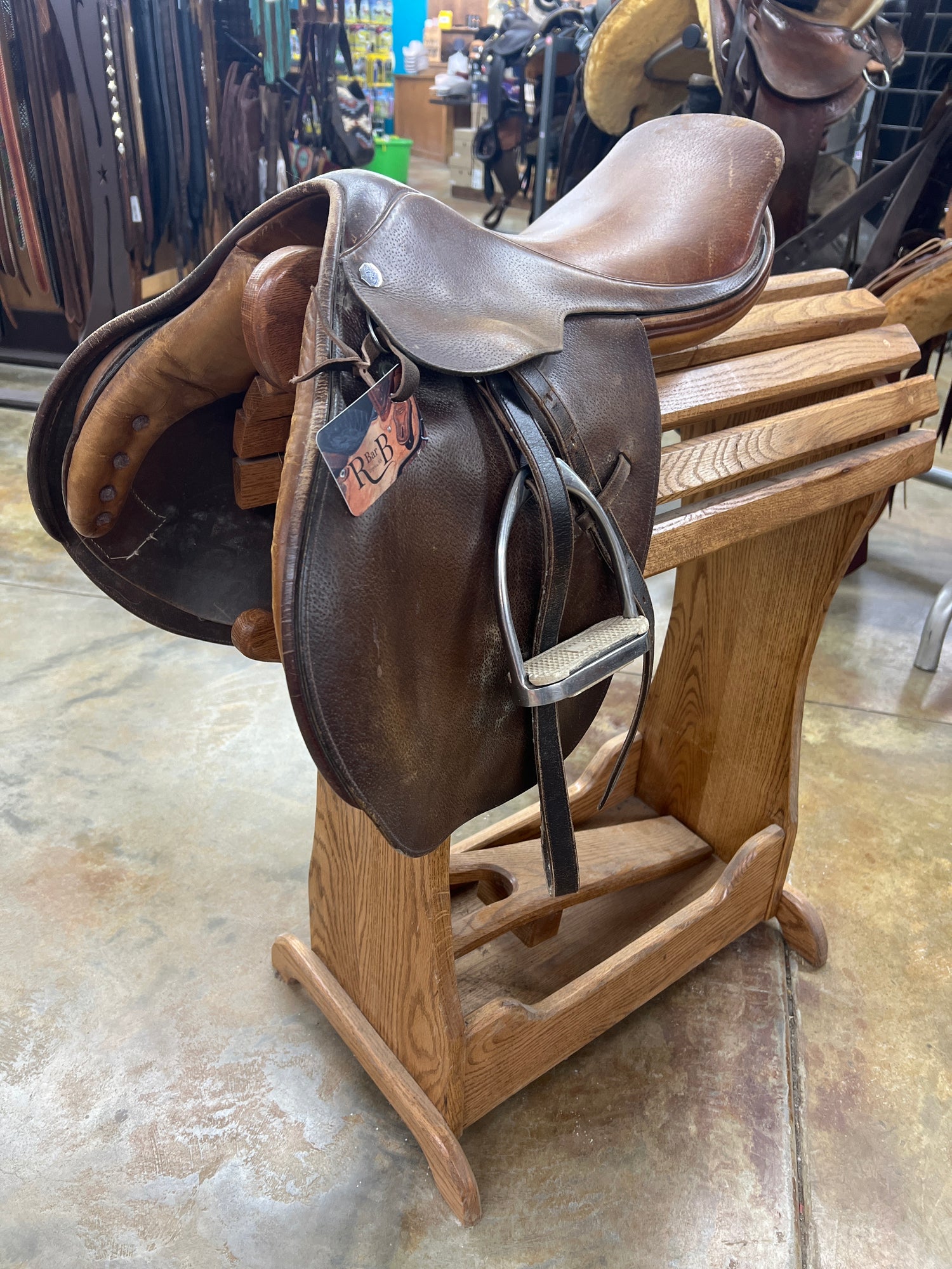 English Saddle