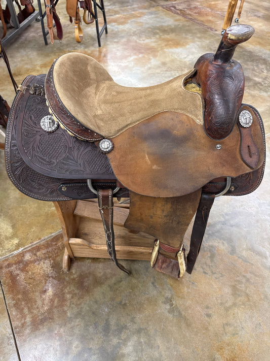 Used Saddle Barn Roper Saddle, 15.5"