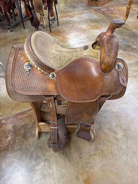 Used Crates Roper Saddle, 15.5" Seat