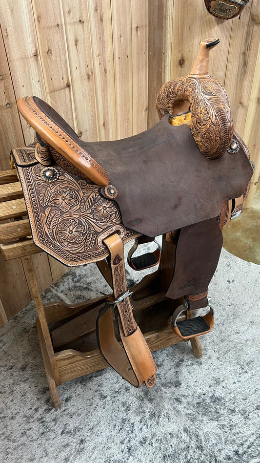 Circle Y Josey Ultimate Cash Barrel Saddle, 16" Seat (Demo)