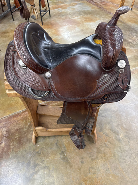 Used Crates Trail Saddle, 15" Seat