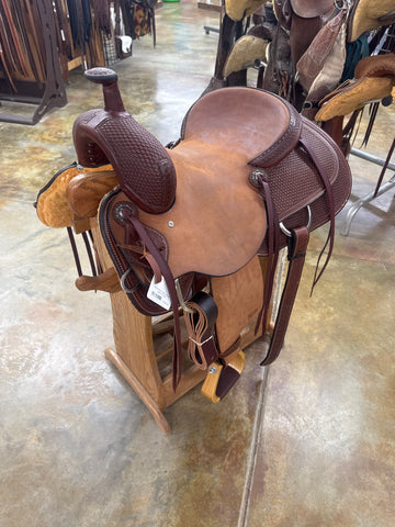 R Bar B Ranch Cutter/Cowhorse Saddle, 15.5" Seat