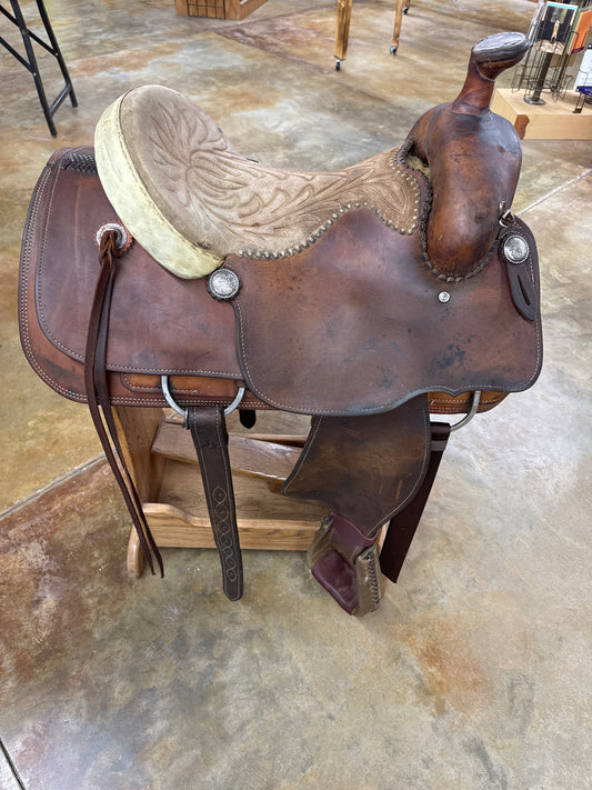 Used Yochum Roper Saddle, 15.5" Seat