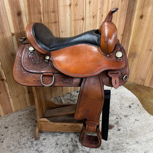 Used Circle Y Flex2 Park and Trail Saddle, 17" Seat
