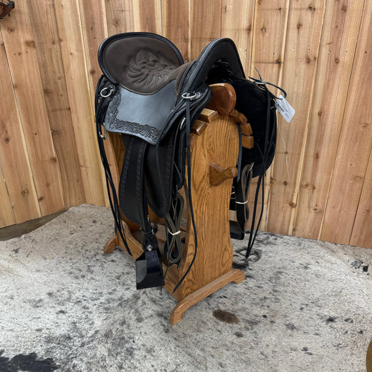 Tucker River Plantation Heritage Trail Saddle, 17.5" Seat (Demo)