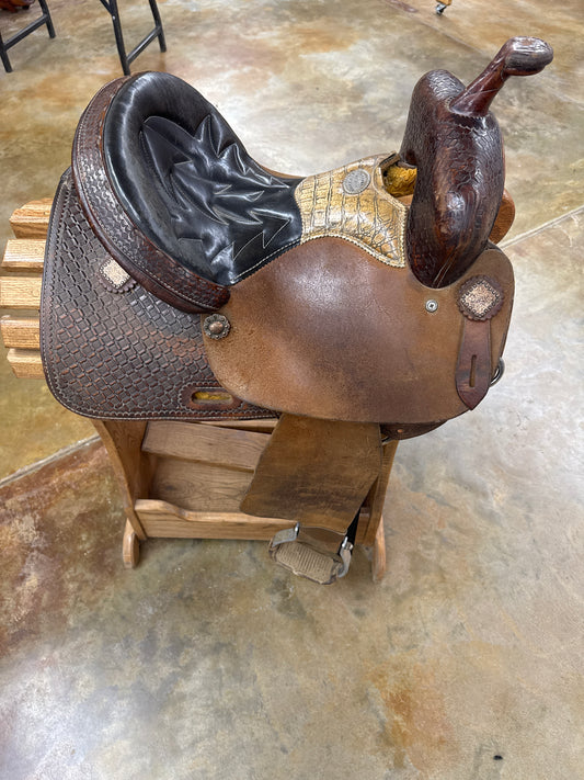 Used Shiloh Jordon Peterson Contender Barrel Saddle, 13"