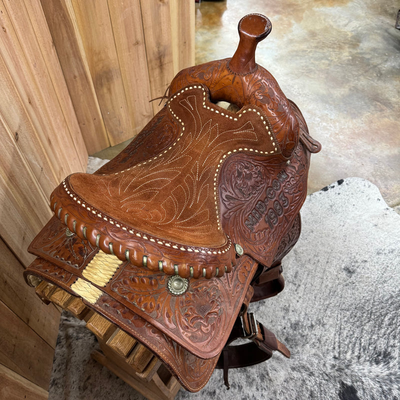 Used Courts Pleasure Saddle, 15.5" Seat