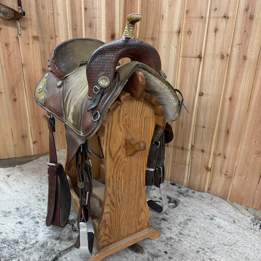 Used Bob Marshall Treeless Barrel Saddle, 15" Seat