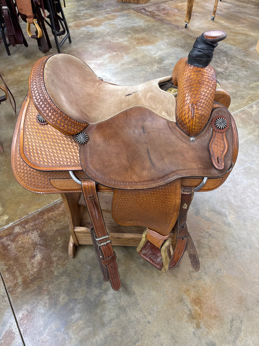 Used Hereford/TexTan Roper Saddle, 15.5"