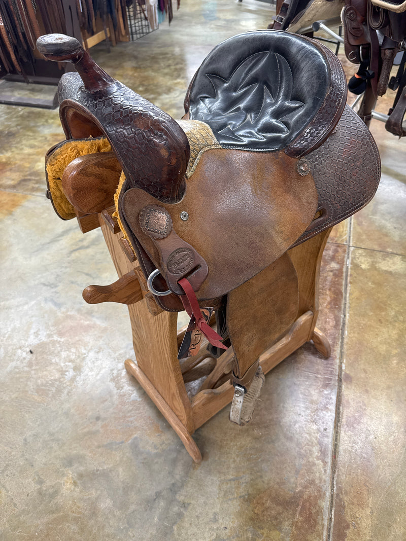 Used Shiloh Jordon Peterson Contender Barrel Saddle, 13"