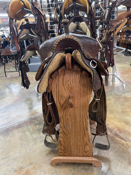 Used Double J Lynn McKenzie Barrel Saddle, 13.5"