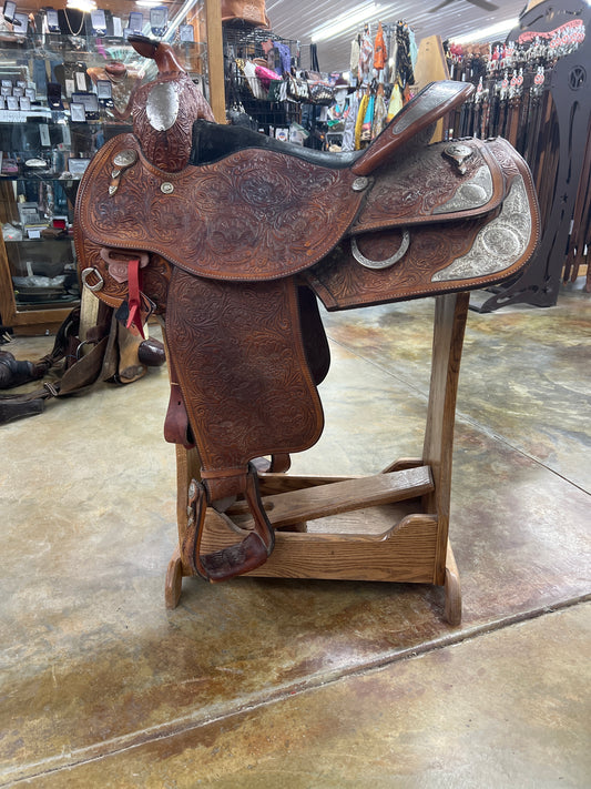 Used Circle Y Pleasure/Show Saddle, 16" Seat