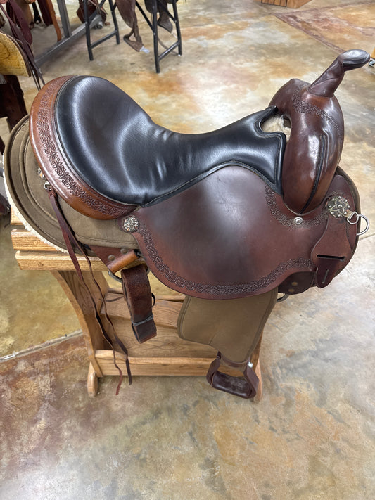Used Circle Y High Horse Daisetta Trail Saddle, 16" Seat