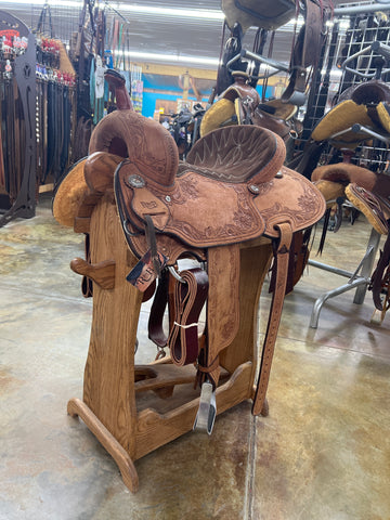 R Bar B Barrel Saddle, 15" Seat