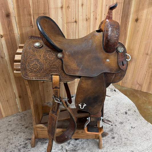Used Usher Barrel Saddle, 15.25" Seat