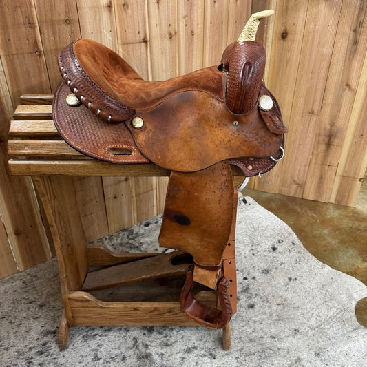Used Courts Barrel Saddle, 14.75" Seat
