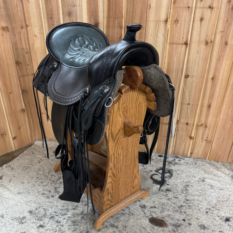 Tucker 377 Heritage Old West Black Saddle, 17.5" Wide (Demo)