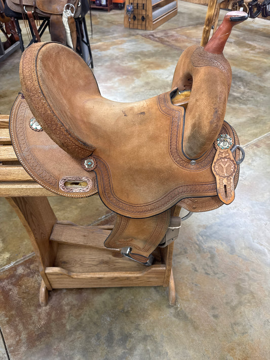 Used Circle Y Windsor Barrel Saddle, 14.5" Seat