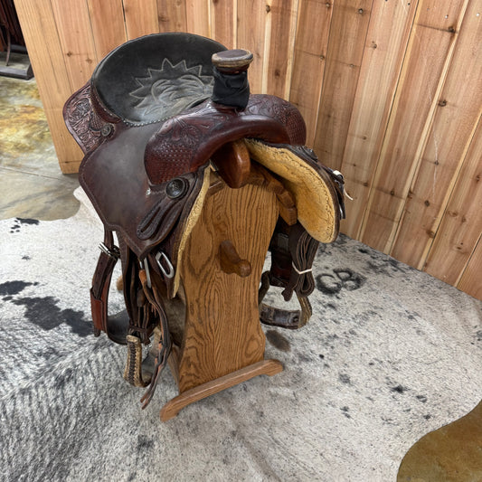 Used Courts Youth Roper, 13.75" Seat