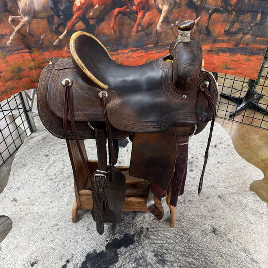 Used SRS Ranch Saddle, 15.75" Seat