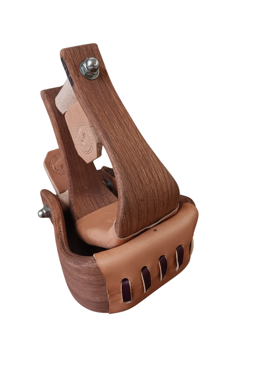 Nettles 3" Gunstock Oiled Chisholm Stirrups