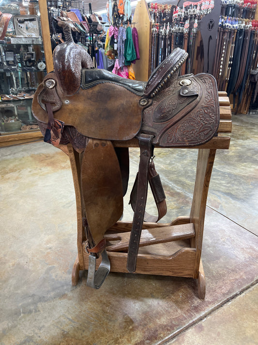 Used Double J Lynn McKenzie Barrel Saddle, 13.5"