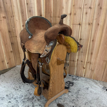 Used Loredo Barrel Saddle, 15.5" Seat