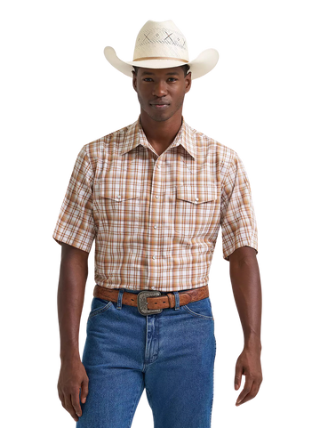 Wrangler Men's Wrinkle Resist Short Sleeve Western Snap Hay Brown Plaid Shirt