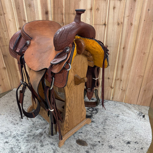 H R Ranch Cutter Saddle, 16.5" Seat (Demo)