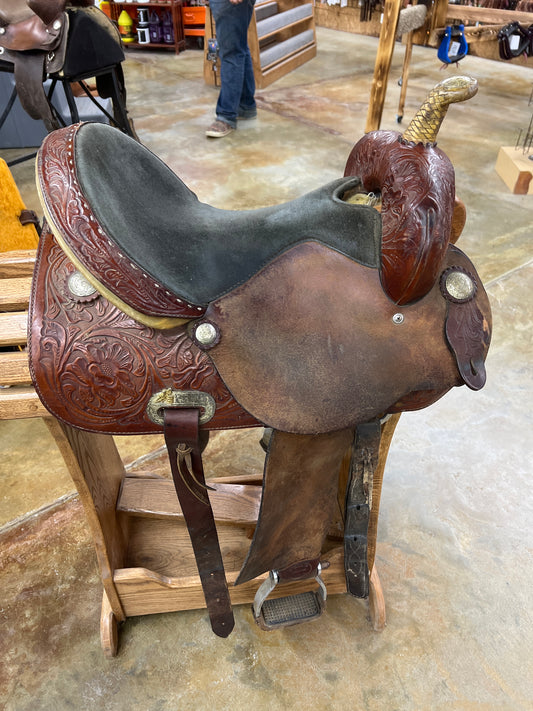Used Hereford/TexTan Barrel Saddle, 15" Seat