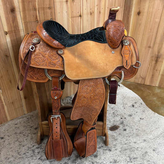 Circle Y Calf Roper Saddle, 15" Seat (Demo)