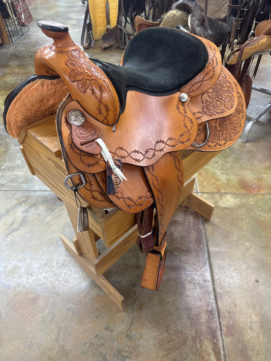 Used Rocking R Saddlery Reiner Saddle, 16" Seat