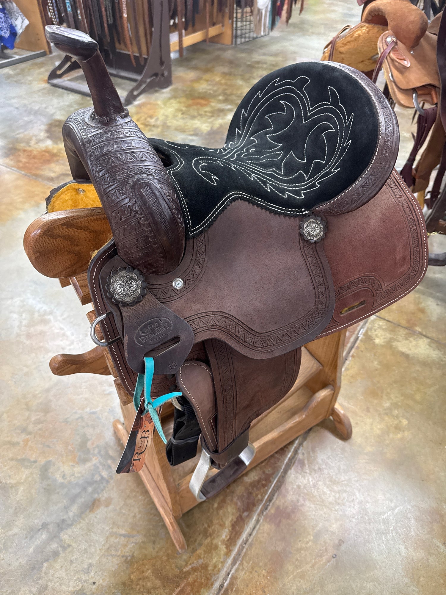 Website Saddles