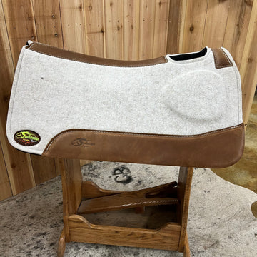 Used Southwestern Equine Wither Relief Saddle Pad